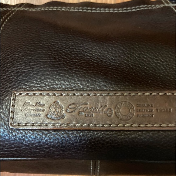 Fossil Shoulder Bag - Picture 2 of 14